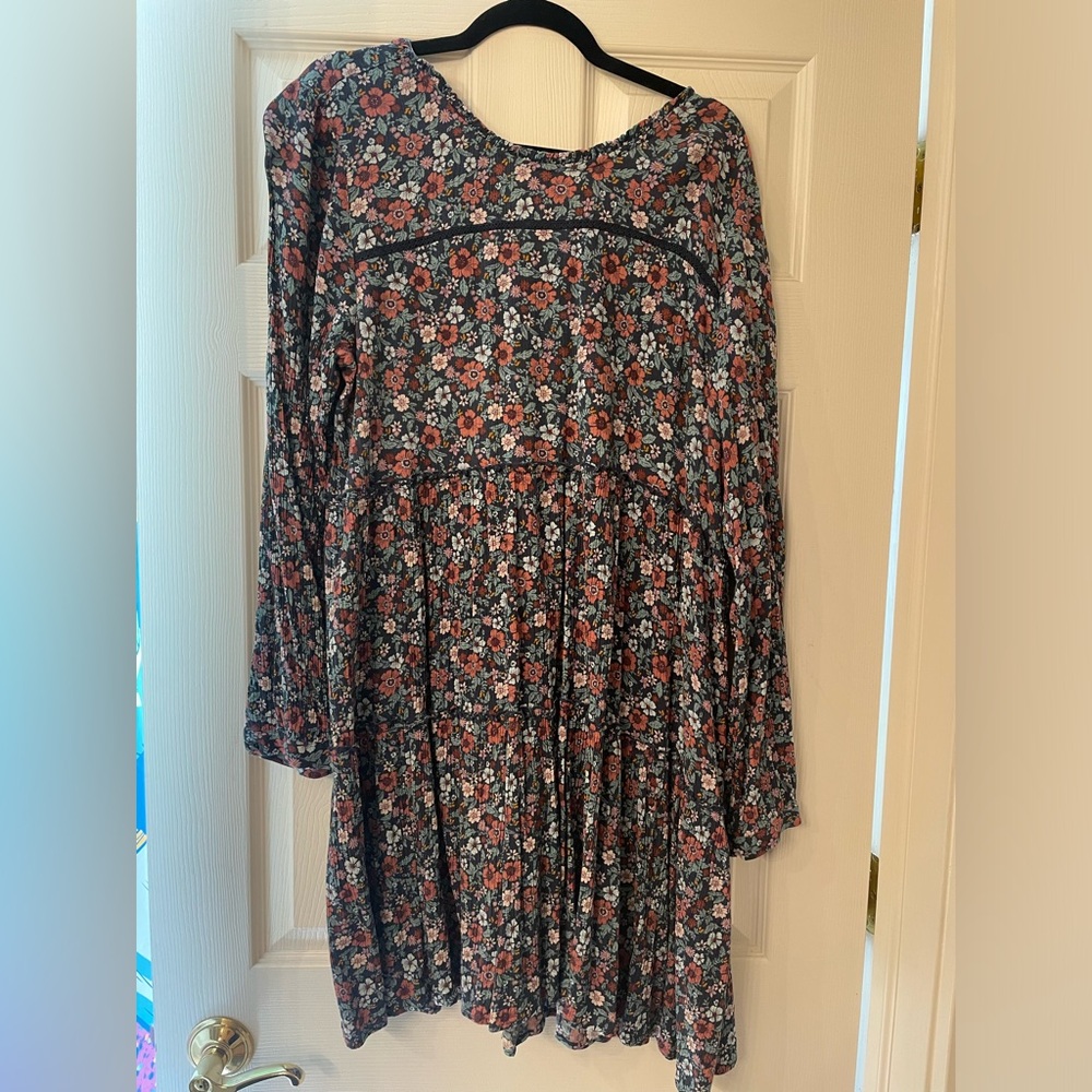 Long sleeve dress